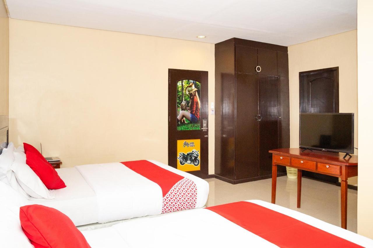 Oyo 133 Jazzy James Country Hotel 2 Davao City Extérieur photo