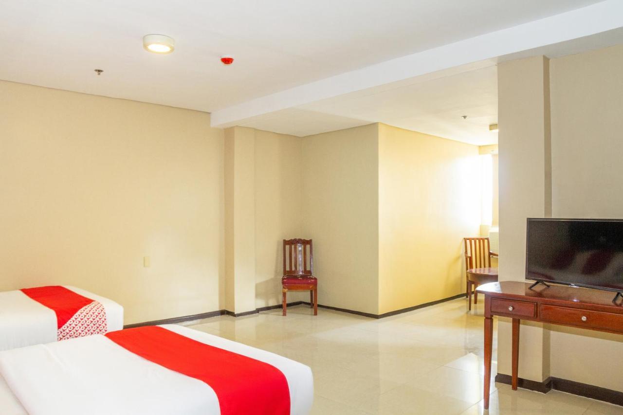 Oyo 133 Jazzy James Country Hotel 2 Davao City Extérieur photo