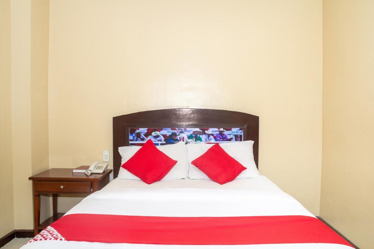 Oyo 133 Jazzy James Country Hotel 2 Davao City Extérieur photo